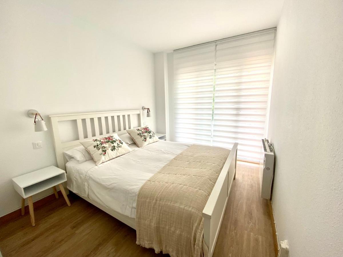 Apartamento Con 3 Habitaciones, Terraza Y Jardin Comunitario Con Piscina En سان أنتوني دي كالونخي المظهر الخارجي الصورة