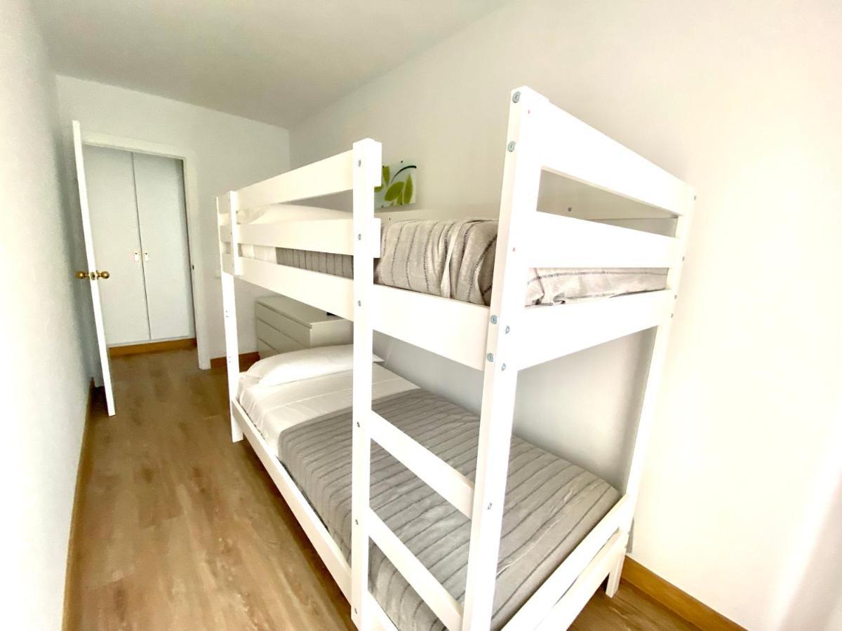 Apartamento Con 3 Habitaciones, Terraza Y Jardin Comunitario Con Piscina En سان أنتوني دي كالونخي المظهر الخارجي الصورة